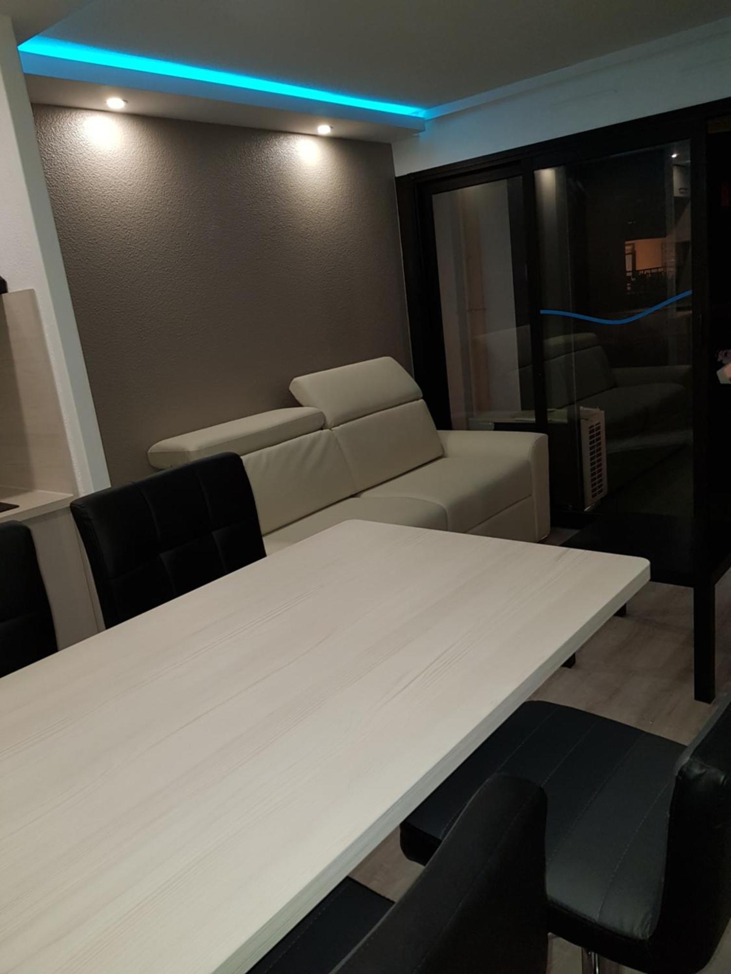 En Bord De Appartamento